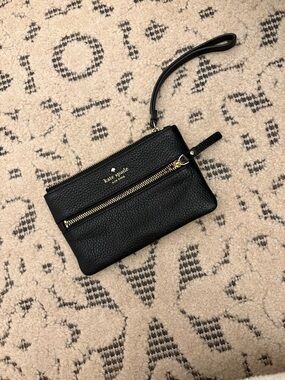 kate spade Black Pebbled Leather Zip Wristlet with Gold Hardware
